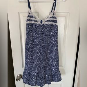 *Sale* Ladies nighty